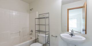 4Bd Spacious Bothell Home Gallery 23