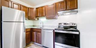 Orchard Square Gallery 1