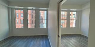 725 W Pratt Gallery 61