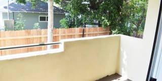 Burbank Village Apartments Gallery 8