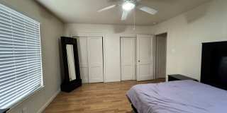 507 W Estes Ave unit: 7 Gallery 10