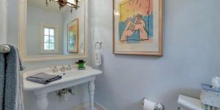 201 Pendleton Avenue Gallery 17