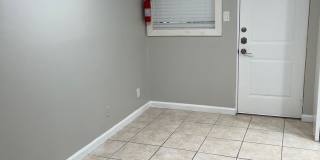 2 story 2 Bed 1 Bath - 2 Parking - Water Paid Gallery 8