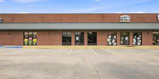 2640 Country Club Road Suite 150 Gallery 1