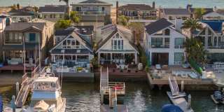 Newport Beach Bayfront Cottage with Private Dock Newport Beach Bayfront Cottage with Private Dock Gallery 1