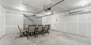 FURNISHED HOUSE! Short or Long Term! Large Newly Renovated Fully Furnished Modern 5 Bedroom Home with 3 Separate Living Rooms! Gallery 39