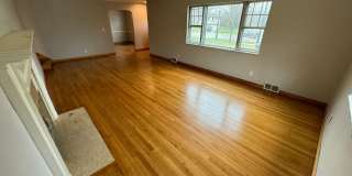 3 Bedroom- Upper Arlington Gallery 7