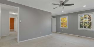 2621 JOHN MILTON Drive Gallery 21
