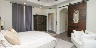 ** LUXURY MODERN ZEN RETREAT IN NAPLES PARK ** WALK TO THE BEACH **   4BR/4BA PRIVATE POOL & SPA FULLY REMODELED ** MERCATO **OFFERED FURNISHED SEASONALLY, WEEKLY OR ANNUALLY ** NO HOA PROCESS SO MOVE IN TODAY ** READY FOR A TENANT ** Gallery 63