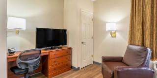 Chesapeake - Greenbrier Circle Gallery 23