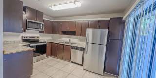 1913 N Congress Avenue Gallery 6