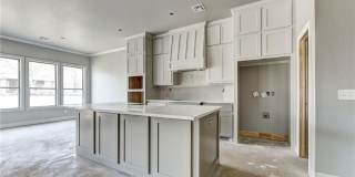 Newer Home + Edmond Schools + 4 bedrooms + 3 car garage Gallery 8