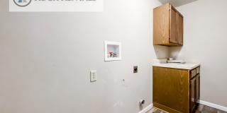 3 Bed 1 Bath with Garage Gallery 9