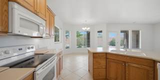 Gorgeous 3 Bedroom Home in SunRiver 55+ Community! Gallery 27