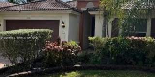 1974 NE 3rd Ct Gallery 3