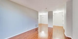 740 S FEDERAL Street Gallery 10