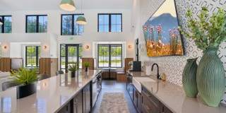 The Pullman Luxury Apartment Homes Gallery 14