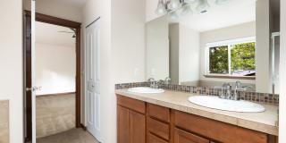 Beautiful 3 Bedroom 2.5 Bathroom Home in Bothell Gallery 14