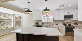 7331 W WINDROSE Drive 7331 W WINDROSE Drive Gallery 1