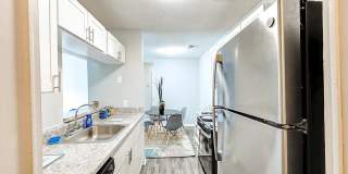 Sedgefield Square Gallery 7