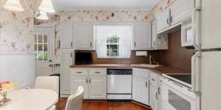 12 Lenore Avenue Gallery 3