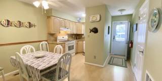 10 SE Central Avenue unit: 6 Gallery 7