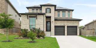 Spacious 4BR Home with Gourmet Kitchen & Large Island Near Alamo Ranch & Lackland AFB Gallery 1