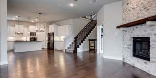 3521 Camden Court Gallery 14