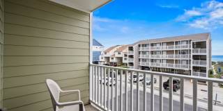 Close to the beach Gallery 47