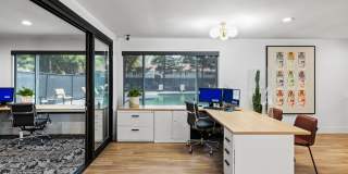 The Woodmark Apartments Gallery 4