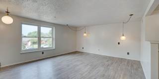 Spacious 4-Bedroom Home with Modern Amenities & Ideal Location Near Lake Hefner in OKC! Gallery 25