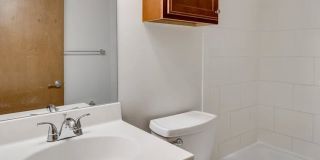 Bryant Manor Apartments Gallery 25