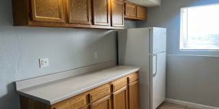 Studio Apartment in Denver - Ground Level - Move-In Special Gallery 4
