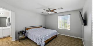 2220 E Flintlock Drive Gallery 25
