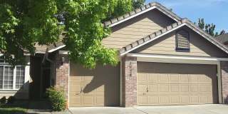 Woodcreek Oaks area home on quiet street Gallery 3