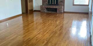 2718-2720 S. Stewart Gallery 6