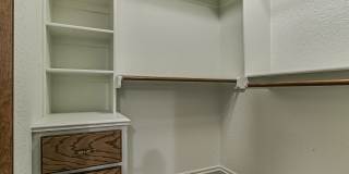 11201 Kingsgate Terrace Gallery 32
