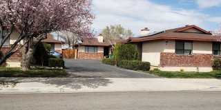 2 BEDROOM 2BATHROOM WITH 2 CAR GARAGE IN HEART OF MIDTOWN Gallery 1