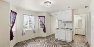 1581 Chanticleer Gallery 1