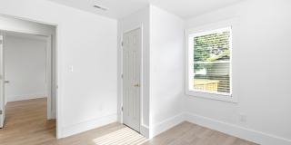Updated 2-Bedroom Home with Modern Comforts Near Downtown Wilmington Gallery 16