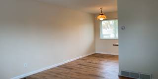 Spacious West-Side Tri-Level Home Gallery 11