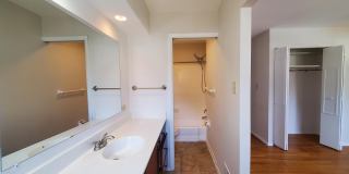 702 W EDMONSTON Drive Gallery 24