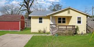3 bedroom 1 bath house in Midtown available Mid- August Gallery 1
