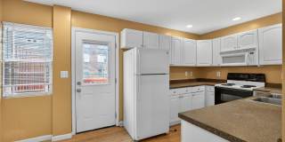 1227 MEIGS Place NE unit: D Gallery 8