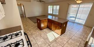 4 bed in Mesa Del Sol Gallery 7