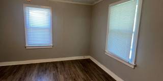 Cute 3 bedroom / 1 bathroom house with fenced in yard and shed In Joplin MO!! Gallery 5