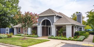 Saddle Ridge Apartments Gallery 16