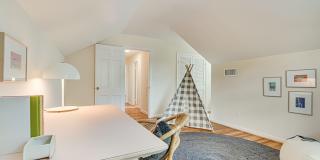 6018 ONONDAGA Road Gallery 42