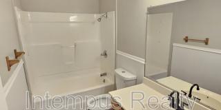 2000 Nandina Dr Gallery 11