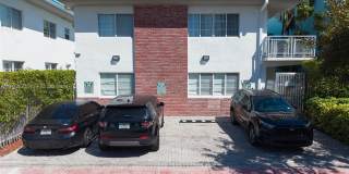 6905 Bay Dr Gallery 1